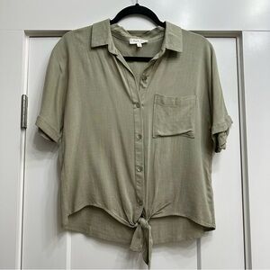 Women's Green Button-Up Top